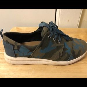 Toms lace up sneakers camouflage blue/green
